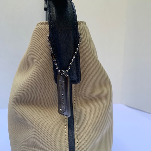 Coach Beige Canvas and Black Leather Bag Authentic - Picture 2 of 6